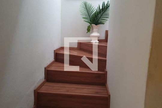 Casa à venda com 3 quartos, 140m² em São Lucas, São Paulo