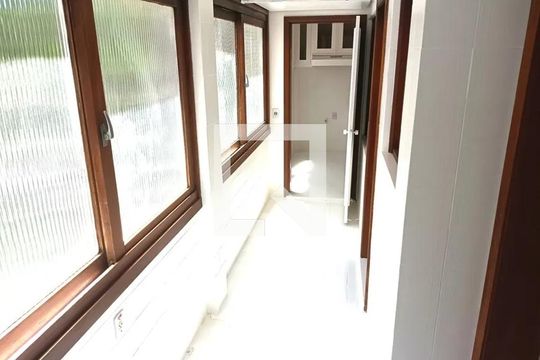 Apartamento à venda com 3 quartos, 120m² em Moinhos de Vento, Porto Alegre