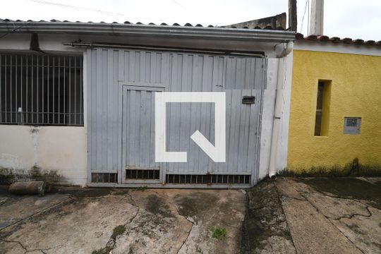 Fachada de casa à venda com 4 quartos, 147m² em Chácara de Recreio Barao, Campinas