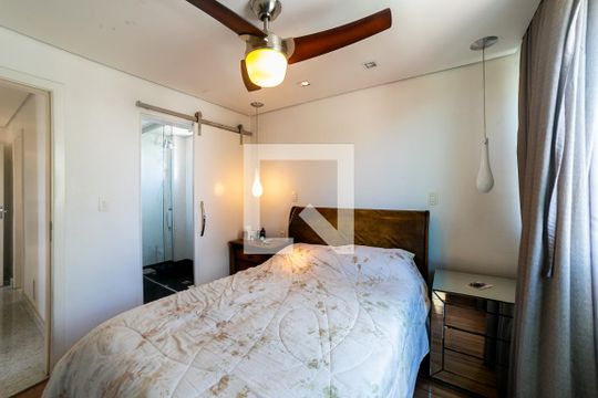 Suíte de apartamento para alugar com 3 quartos, 180m² em Colégio Batista, Belo Horizonte