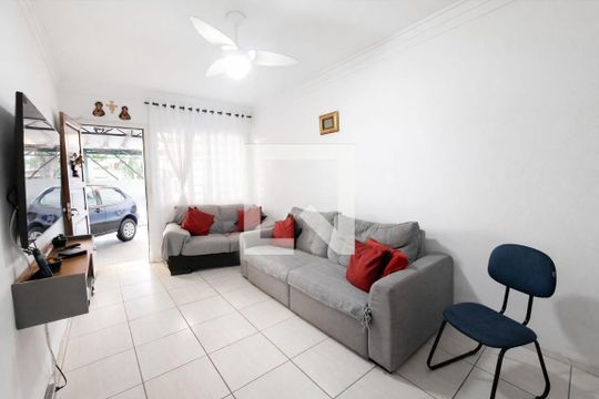 Sala de casa à venda com 3 quartos, 160m² em Quitaúna, Osasco
