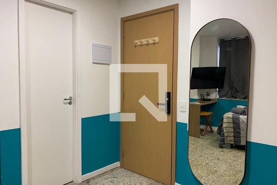 Sala/Quarto de kitnet/studio à venda com 1 quarto, 23m² em Centro, Rio de Janeiro