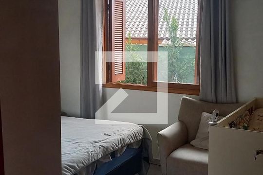 Casa à venda com 2 quartos, 99m² em Petrópolis, Novo Hamburgo