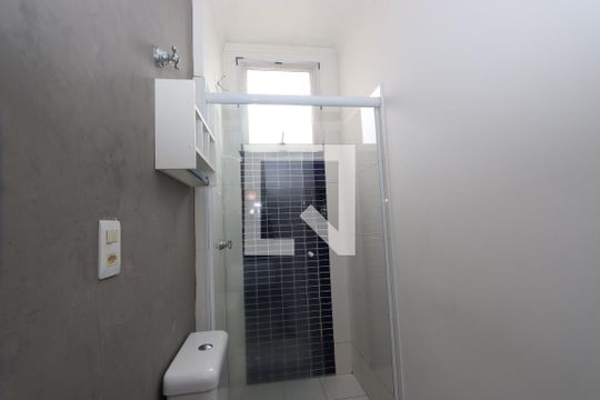 Banheiro da Suíte 1 de casa de condomínio à venda com 2 quartos, 69m² em Vila Lucia, São Paulo