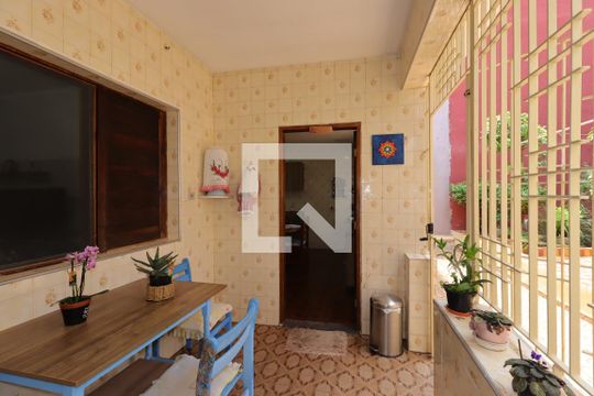 Área de Serviço de casa à venda com 2 quartos, 235m² em Jardim Utinga, Santo André