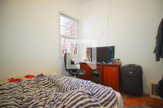 Quarto 2 de casa à venda com 2 quartos, 280m² em São Sebastião, Porto Alegre