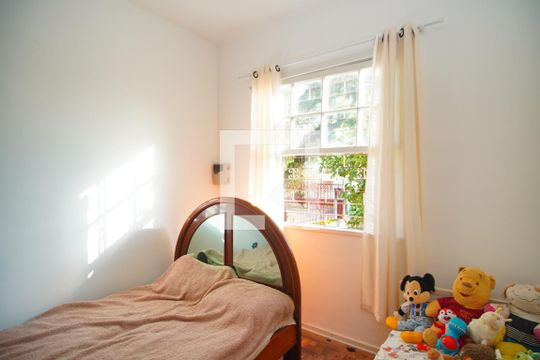 Quarto 1 de casa à venda com 2 quartos, 280m² em São Sebastião, Porto Alegre