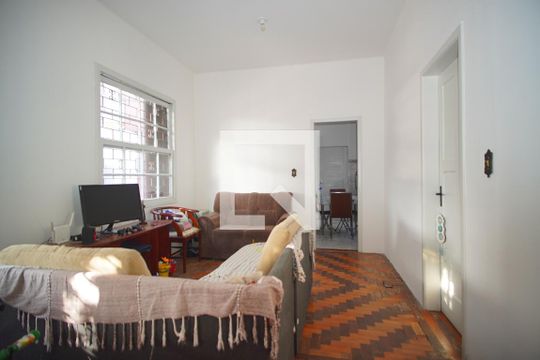 Casa à venda com 2 quartos, 280m² em São Sebastião, Porto Alegre