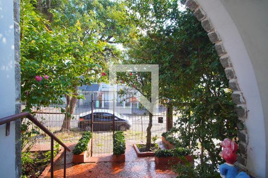 Casa à venda com 2 quartos, 280m² em São Sebastião, Porto Alegre