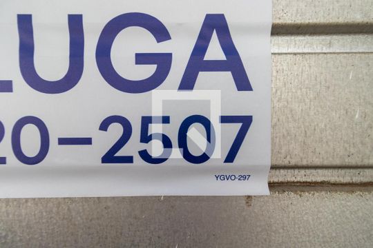 Placa instalada de apartamento para alugar com 1 quarto, 40m² em Cidade São Mateus, São Paulo