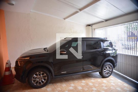 Garagem de casa à venda com 3 quartos, 100m² em Parque Oratório, Santo André