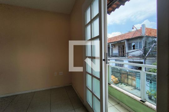 Hall social de casa de condomínio para alugar com 4 quartos, 216m² em Anil, Rio de Janeiro