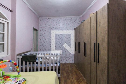 Suíte Casa 1 de casa à venda com 6 quartos, 5m² em Vila Progresso (zona Leste), São Paulo