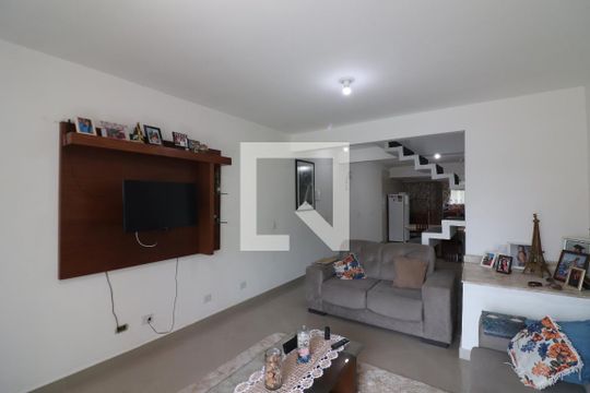 Sala  de casa para alugar com 2 quartos, 216m² em Sítio dos Vianas, São Bernardo do Campo