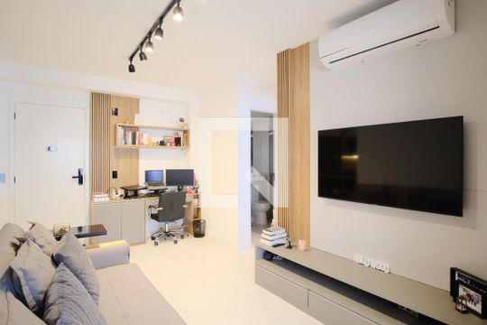 Sala de apartamento à venda com 2 quartos, 69m² em São Paulo, São Paulo