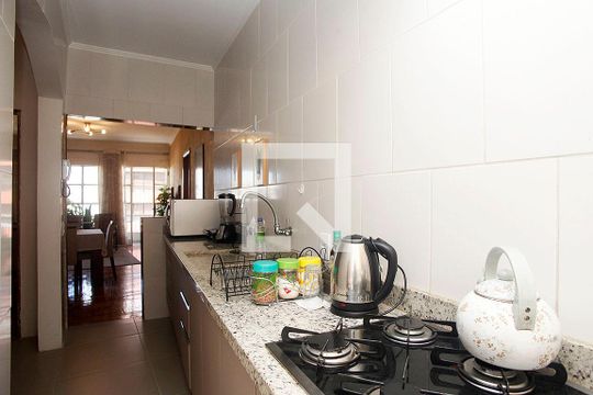 Cozinha de apartamento para alugar com 2 quartos, 87m² em Bom Fim, Porto Alegre