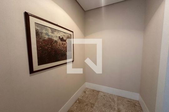 Hall de entrada de apartamento para alugar com 3 quartos, 136m² em Alphaville Empresarial, Barueri