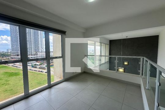 Sala de TV de apartamento para alugar com 3 quartos, 136m² em Alphaville Empresarial, Barueri