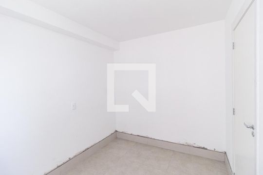 Quarto 2 de apartamento para alugar com 2 quartos, 35m² em Chacara Santa Lucia, Carapicuíba