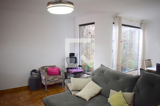 Sala de casa para alugar com 3 quartos, 250m² em Independência, Ribeirão Preto