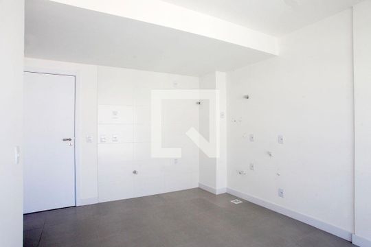 Studio - Sala / Cozinha de kitnet/studio à venda com 1 quarto, 34m² em Farroupilha, Porto Alegre