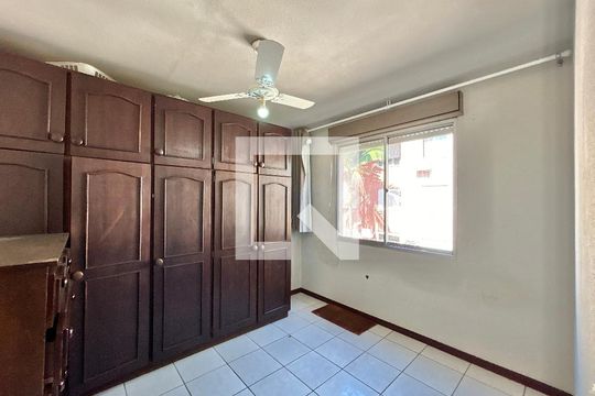 Quarto de apartamento à venda com 1 quarto, 36m² em Canudos, Novo Hamburgo