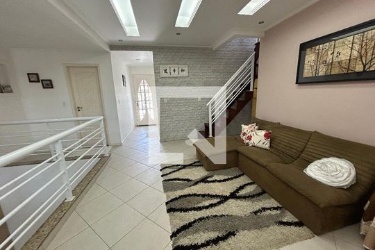 Sala 2 de casa para alugar com 3 quartos, 300m² em Vila Valqueire, Rio de Janeiro