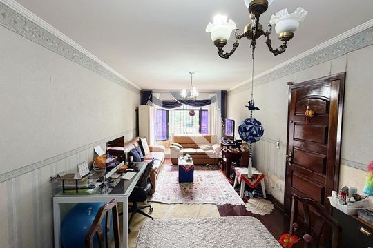 Sala  de casa à venda com 3 quartos, 165m² em Jardim Ester Yolanda, São Paulo