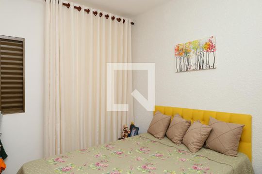 Quarto 2 de casa à venda com 2 quartos, 350m² em Vila Norma, São Paulo