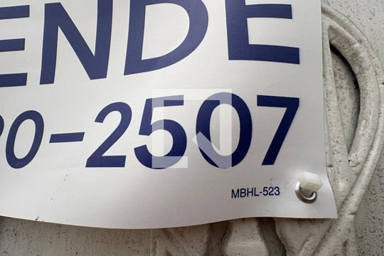 Plaquinha instalada COD MBHL-523 de casa à venda com 4 quartos, 250m² em Cidade Nova, Jundiaí