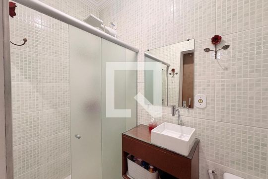 Banheiro da Suíte de casa à venda com 4 quartos, 250m² em Cidade Nova, Jundiaí