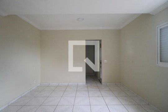 Suíte 2 de casa para alugar com 3 quartos, 160m² em Vila Tiberio, Ribeirão Preto