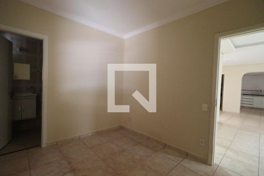 Suíte 1 de casa para alugar com 3 quartos, 160m² em Vila Tiberio, Ribeirão Preto