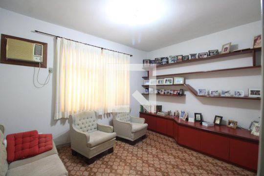 Escritório de casa à venda com 3 quartos, 650m² em Curicica, Rio de Janeiro