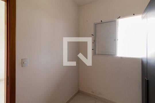 Quarto 1 de apartamento para alugar com 2 quartos, 43m² em Vila Vessoni, São Paulo