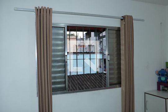 Casa para alugar com 2 quartos, 90m² em Jardim Sao Judas Tadeu, Embu das Artes