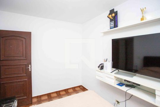 Quarto 3 de casa à venda com 3 quartos, 80m² em Cidade Júlia, São Paulo