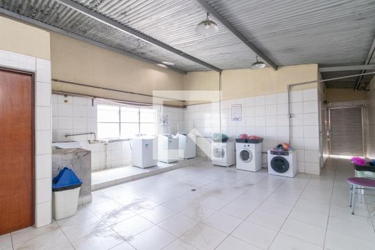 Área comum - Lavanderia de kitnet/studio para alugar com 1 quarto, 21m² em Vila Marieta, São Paulo