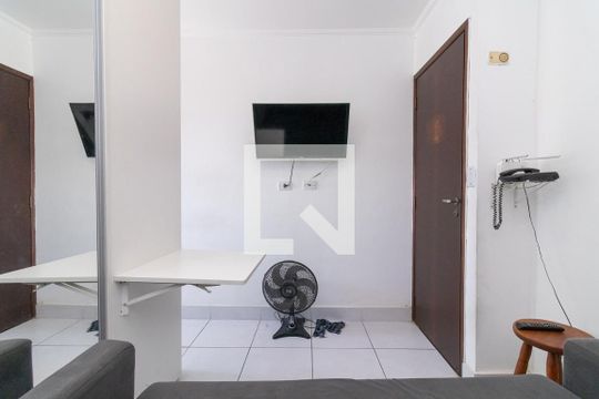 Kitnet / studio de kitnet/studio para alugar com 1 quarto, 21m² em Vila Marieta, São Paulo