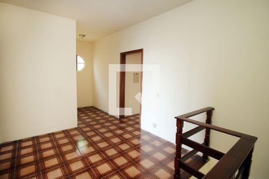Sala 2º Piso de casa à venda com 4 quartos, 386m² em Vaz Lobo, Rio de Janeiro