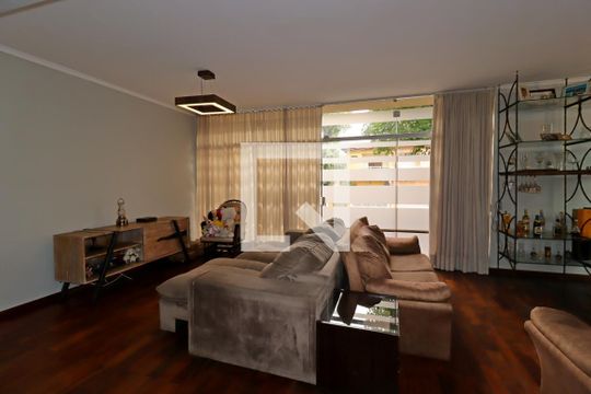 Sala de casa à venda com 3 quartos, 235m² em Vila Curuçá, Santo André