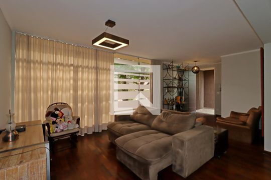 Sala de casa à venda com 3 quartos, 235m² em Vila Curuçá, Santo André