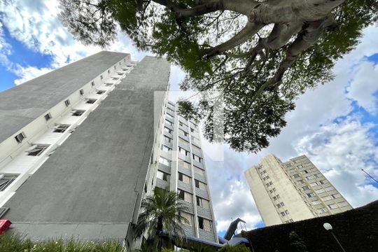 Fachada de apartamento à venda com 2 quartos, 61m² em Vila Santa Catarina, São Paulo