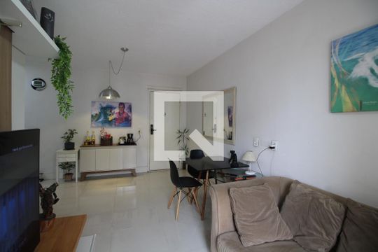 Sala de apartamento à venda com 2 quartos, 50m² em Taquara, Rio de Janeiro