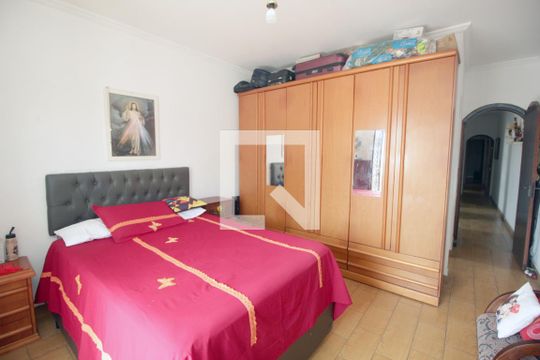 Suite de casa à venda com 4 quartos, 180m² em Vila Humaita, Santo André