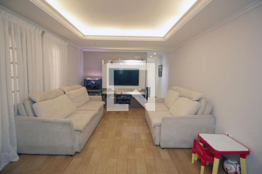 Sala de casa à venda com 4 quartos, 180m² em Vila Humaita, Santo André