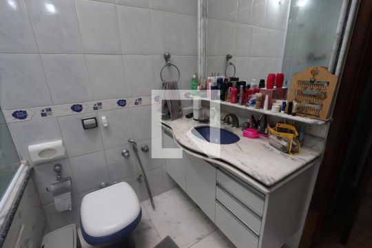 Banheiro da Suíte de casa à venda com 3 quartos, 270m² em Chácara Belenzinho, São Paulo
