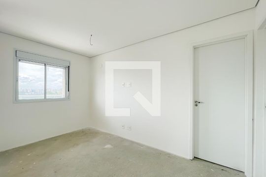 Sala e Cozinha de apartamento à venda com 2 quartos, 65m² em Rochdale, Osasco