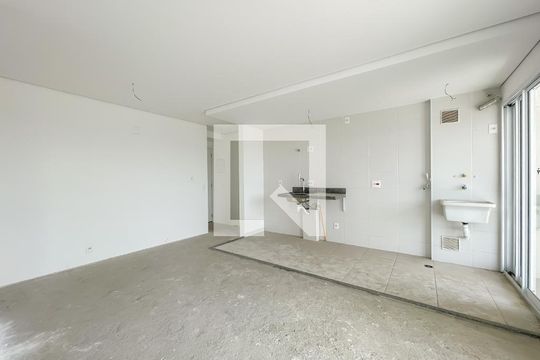 Sala e Cozinha de apartamento à venda com 2 quartos, 65m² em Rochdale, Osasco