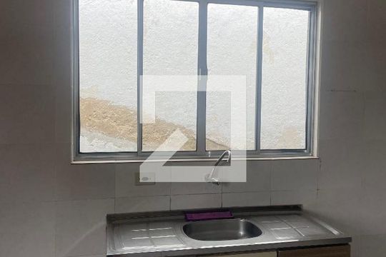 Casa para alugar com 2 quartos, 48m² em Jardim Alfredo, São Paulo